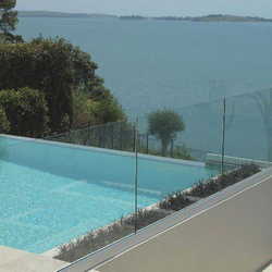 Guarda corpo de piscina