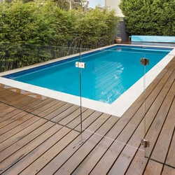 Guarda corpo de vidro para piscina