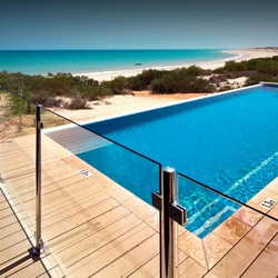 guarda corpo de vidro para piscina