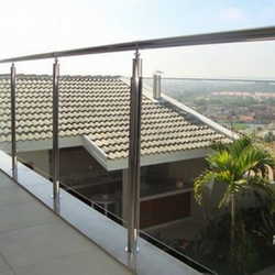 varanda de inox com vidro