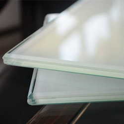 vidro laminado leitoso